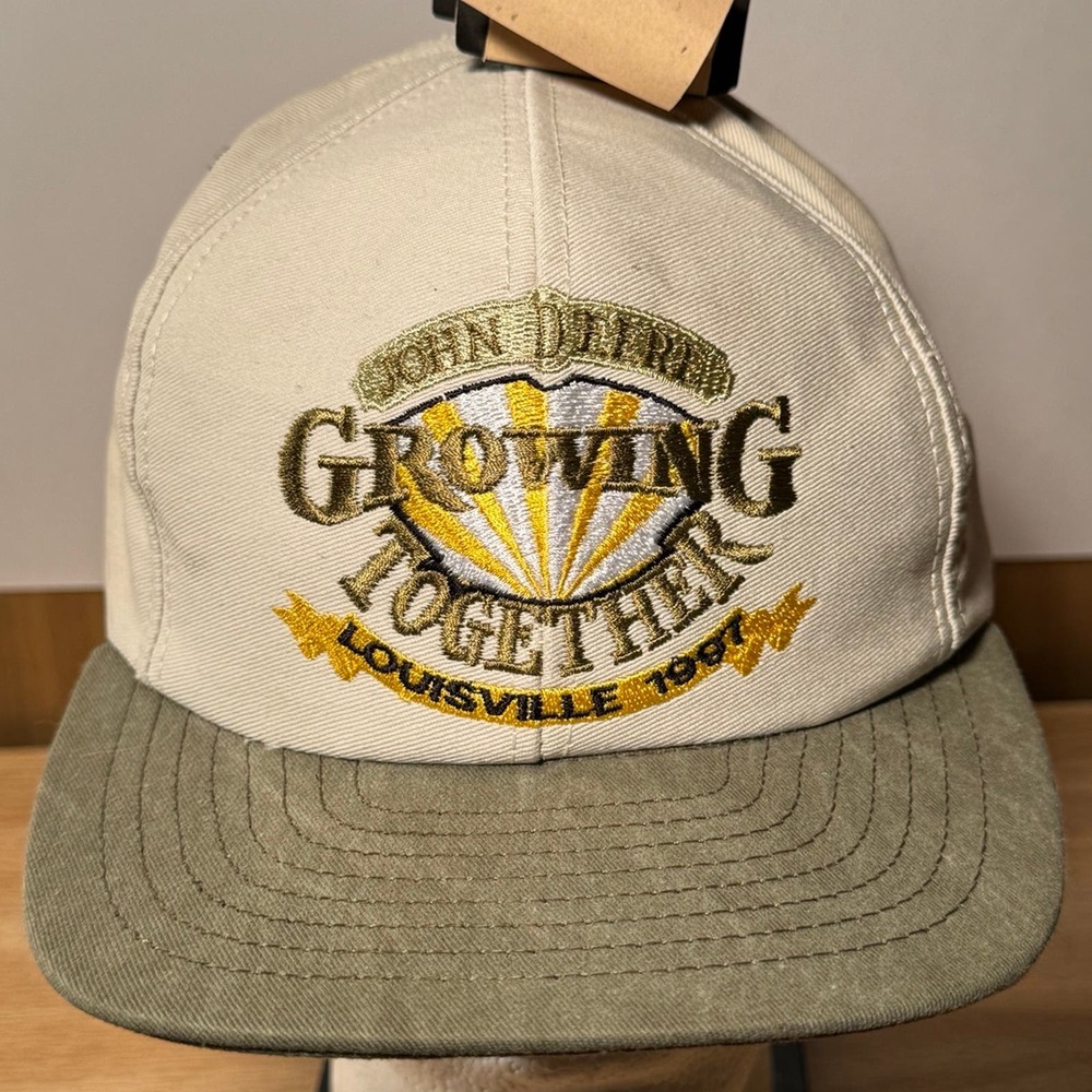 Vintage John Deere Men's NOS Growing Together Louisville 1997 USA Snapback Hat
